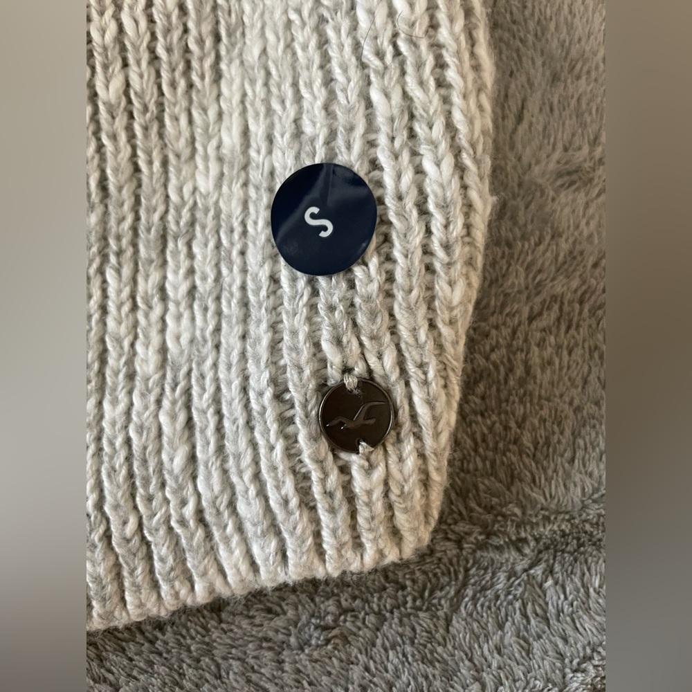 Hollister Women’s Chunky Knit Off The Shoulder S - Picture 4 of 4